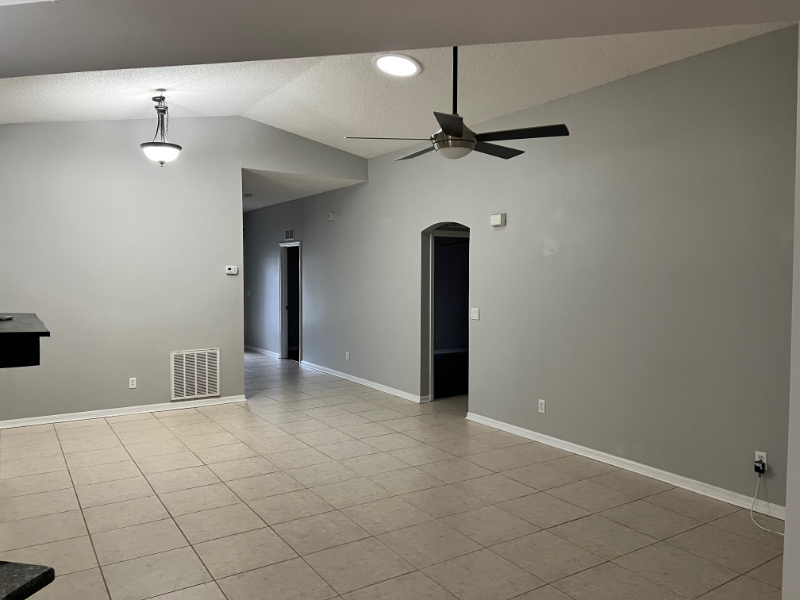 1207 Auburn Lakes Dr - Photo 4 of 12