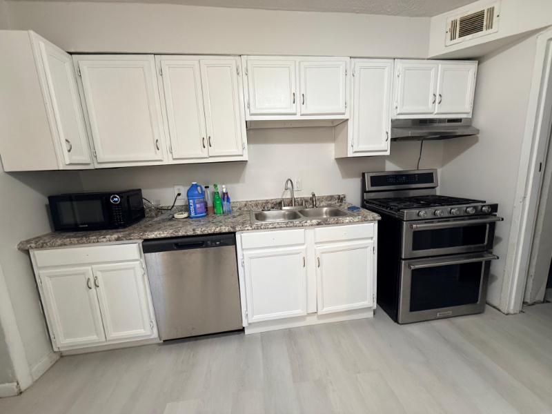 105 Buckeye Cir - Photo 3 of 20