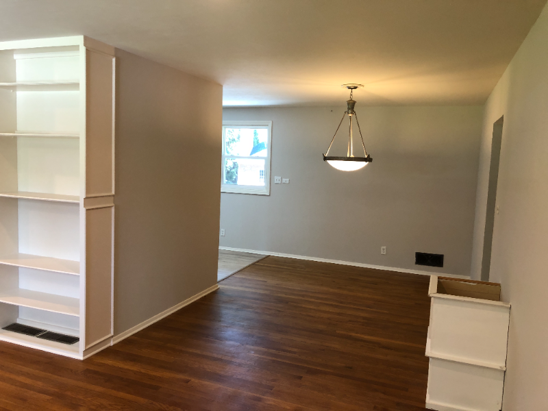 1104 Lynmoor Dr Ne - Photo 7 of 20