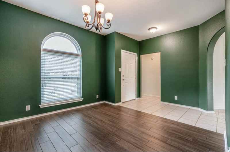 15718 Knollrun - Photo 4 of 19