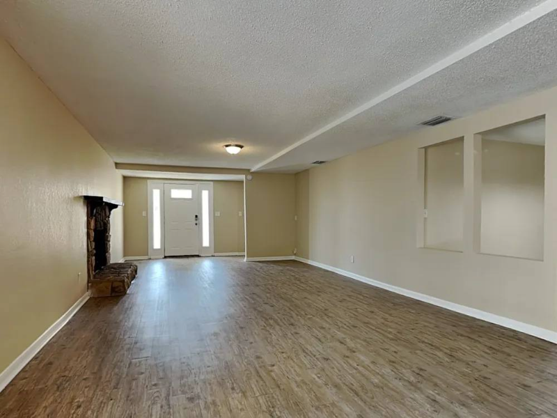 11502 Americana Ln - Photo 2 of 17