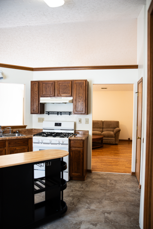 3202 Bowfield Way - Photo 6 of 24