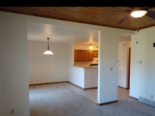 510 Hanson Rd - Photo 2 of 7