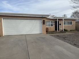 10112 Betts St Ne - Photo 1 of 1