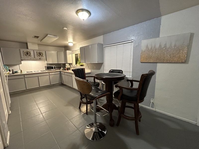 7016 Astronaut Ave - Photo 4 of 17