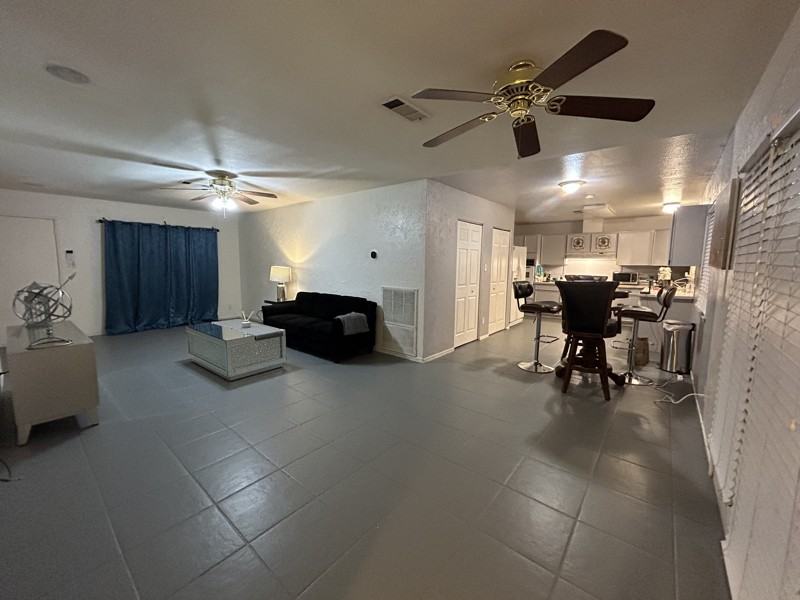 7016 Astronaut Ave - Photo 5 of 17