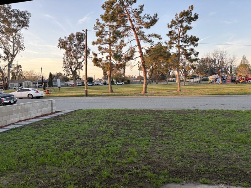 607 Linda Vista Dr - Photo 2 of 12