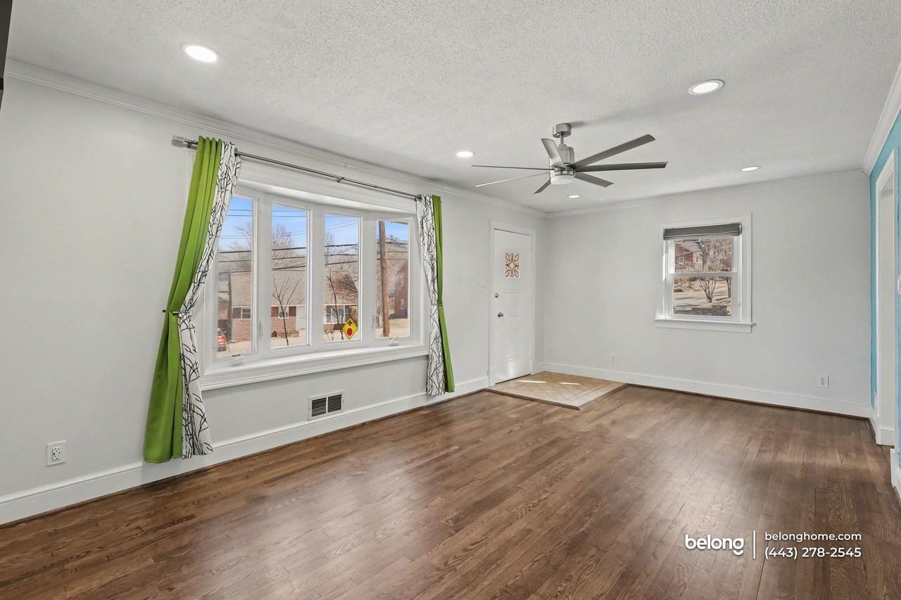 5909 Berwyn Rd - Photo 3 of 25