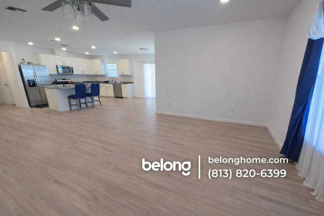 9549 Summers Cay Cir - Photo 3 of 7