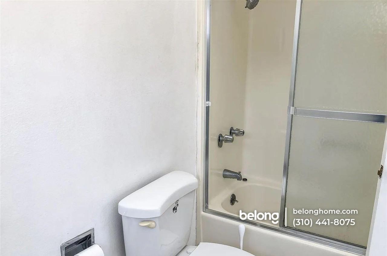 2240 India St - Photo 3 of 12