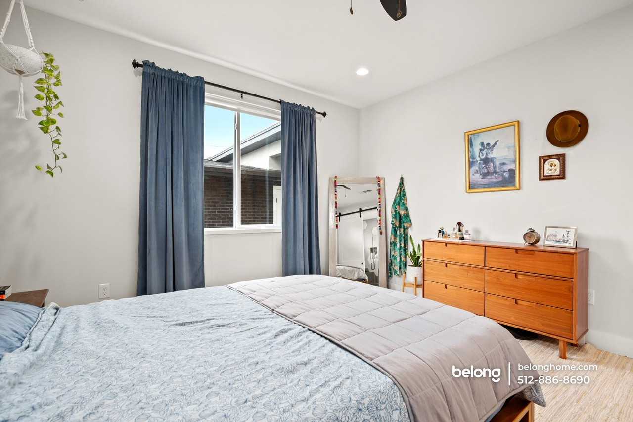 5104 Heflin Ln #2 - Photo 5 of 30