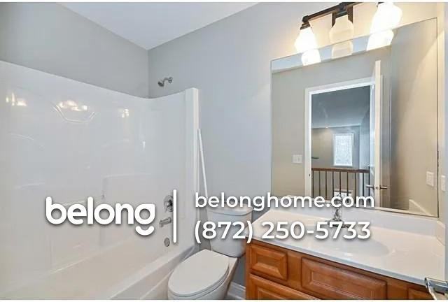 850 Jameson Ct W - Photo 4 of 7