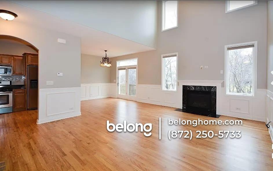 850 Jameson Ct W - Photo 6 of 7