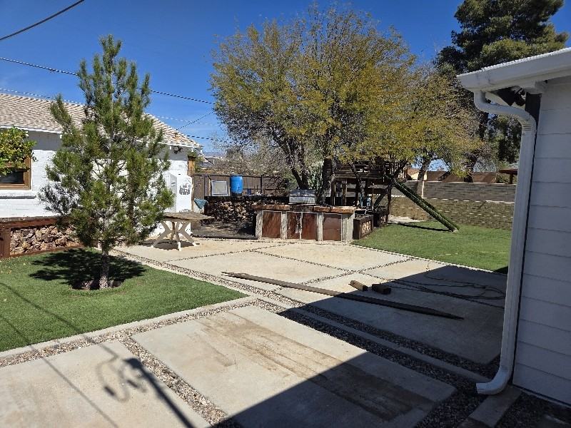 2619 E 21st St - Photo 7 of 20