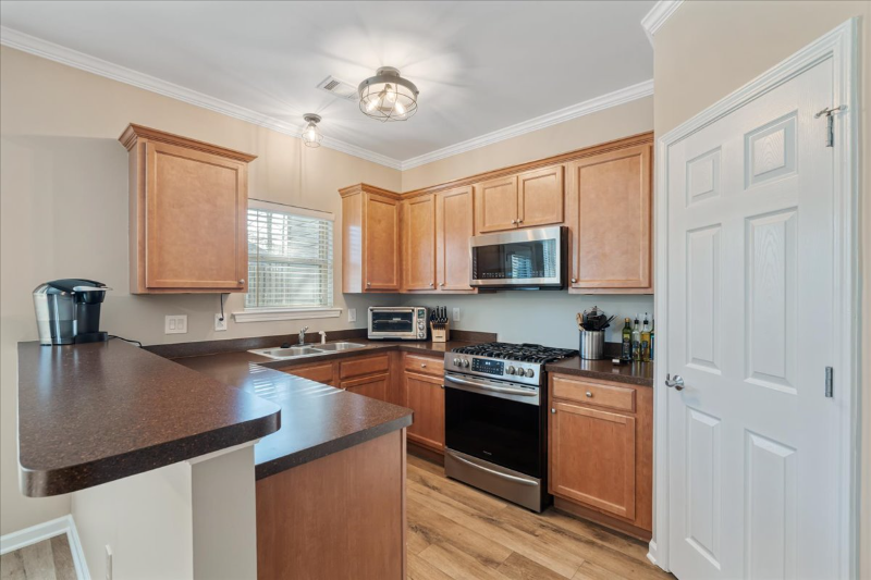 145 Sunset Ln - Photo 5 of 20