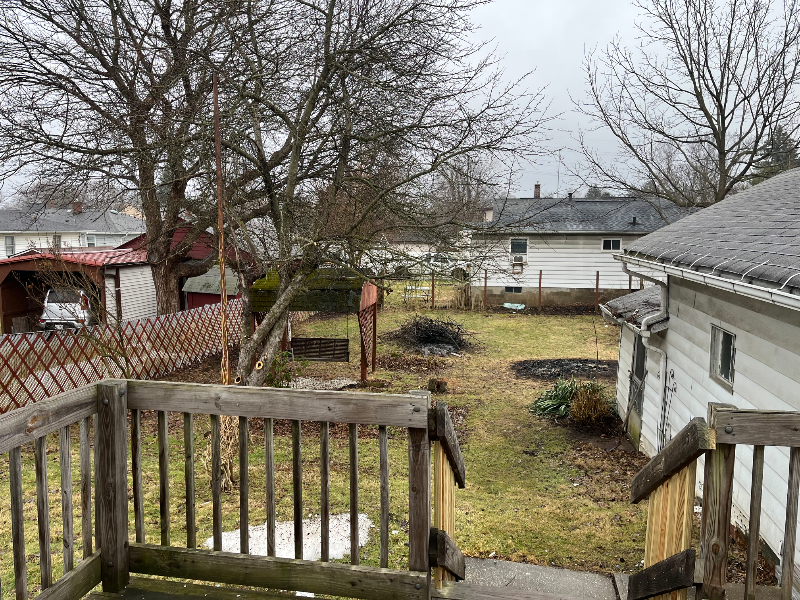 486 W Waterloo Rd - Photo 2 of 11