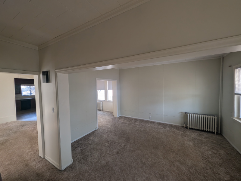 43 Willow St - Photo 3 of 19