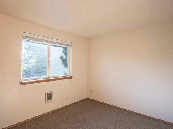 1220 Avenue A #1 - Photo 7 of 11