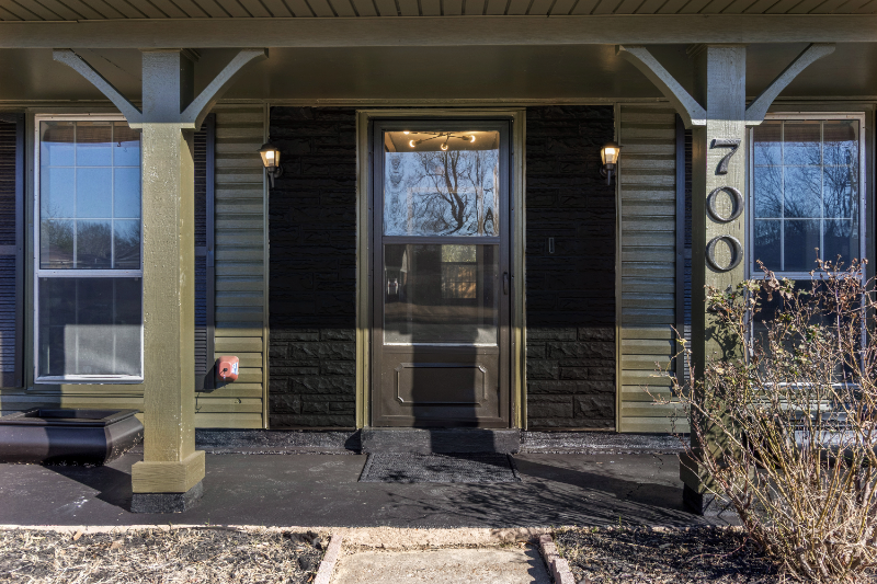 7004 Hillshire Dr - Photo 2 of 16