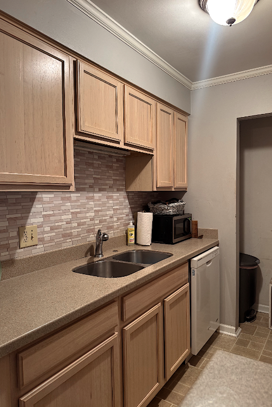 337 W Coleman Blvd #E - Photo 7 of 11