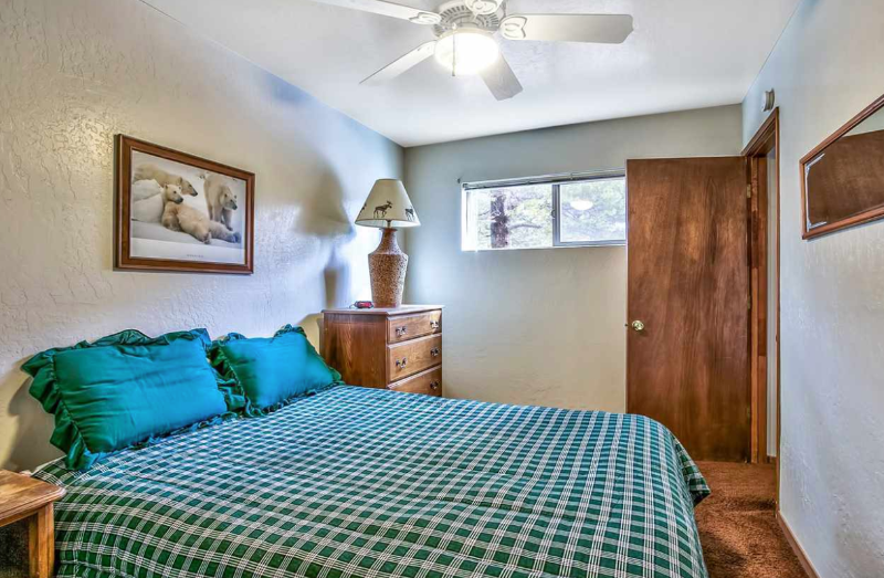 11540 Deerfield Dr - Photo 2 of 8