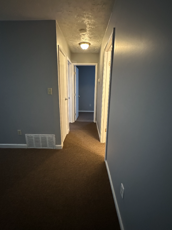 1392 Summit Street #A - Photo 6 of 12