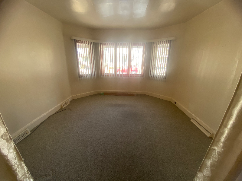 118 Dudley St - Photo 3 of 10