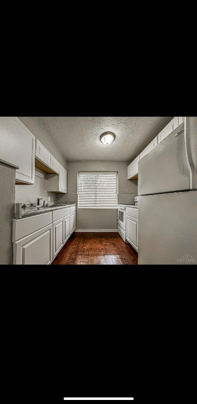 3107 Bracken Woods Ln - Photo 3 of 9