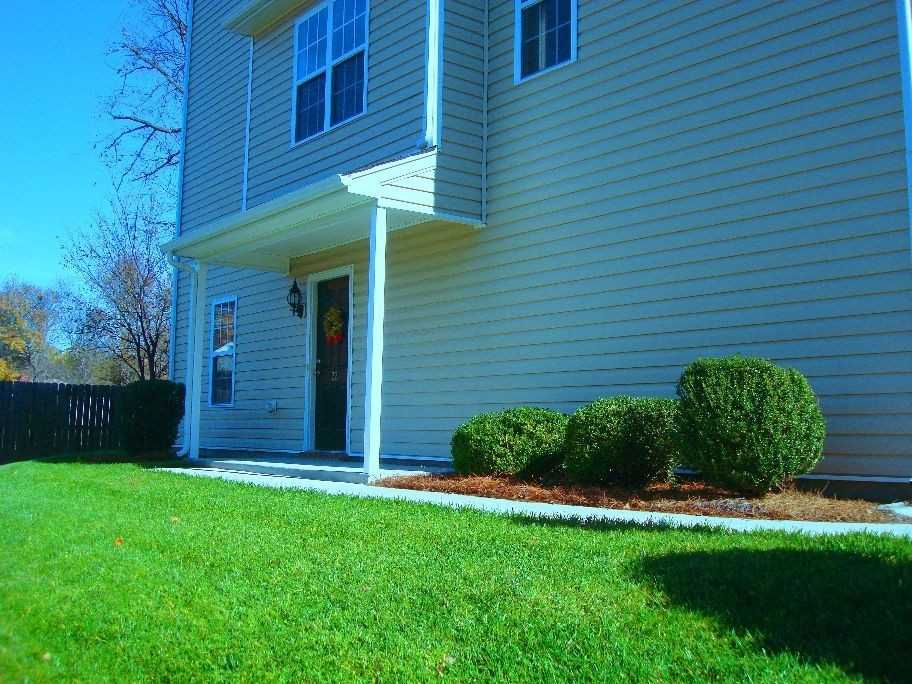 22 Dunlevy Way - Photo 2 of 19