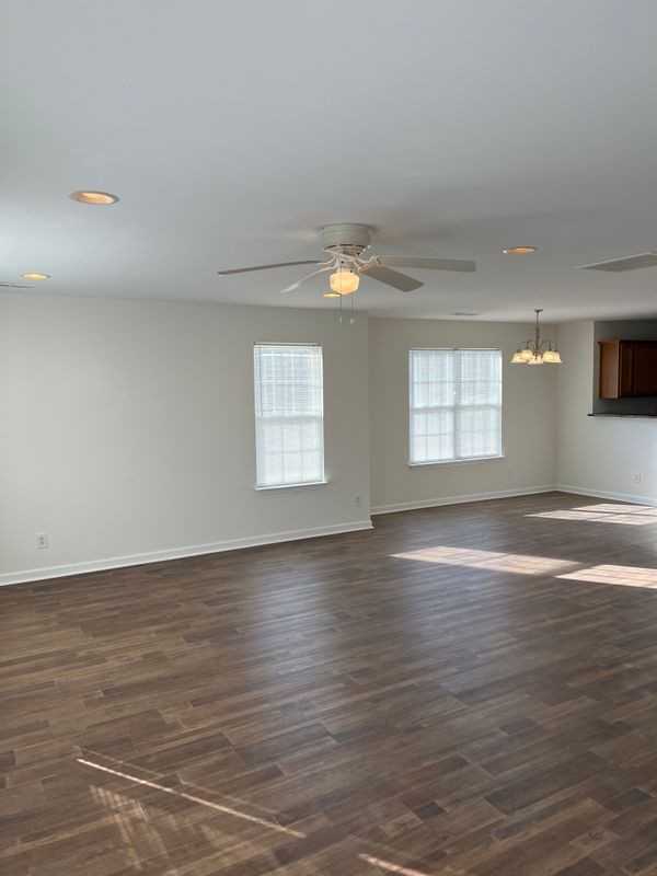 22 Dunlevy Way - Photo 7 of 19