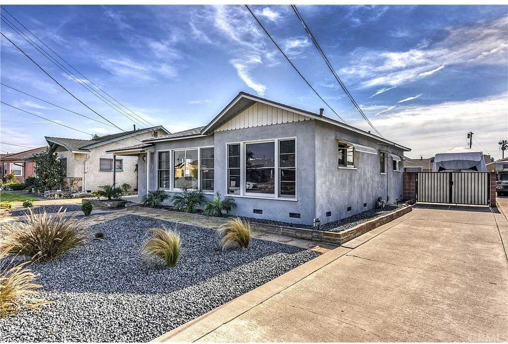 10006 Lindale St - Photo 2 of 19