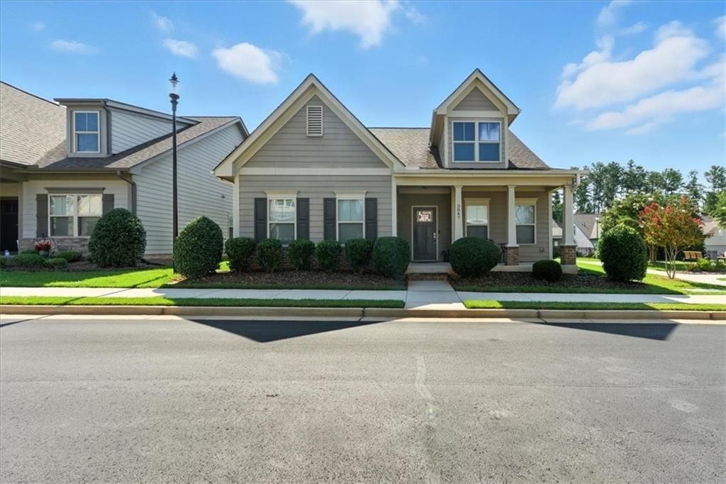 3047 Patriot Sq Sw - Photo 2 of 36