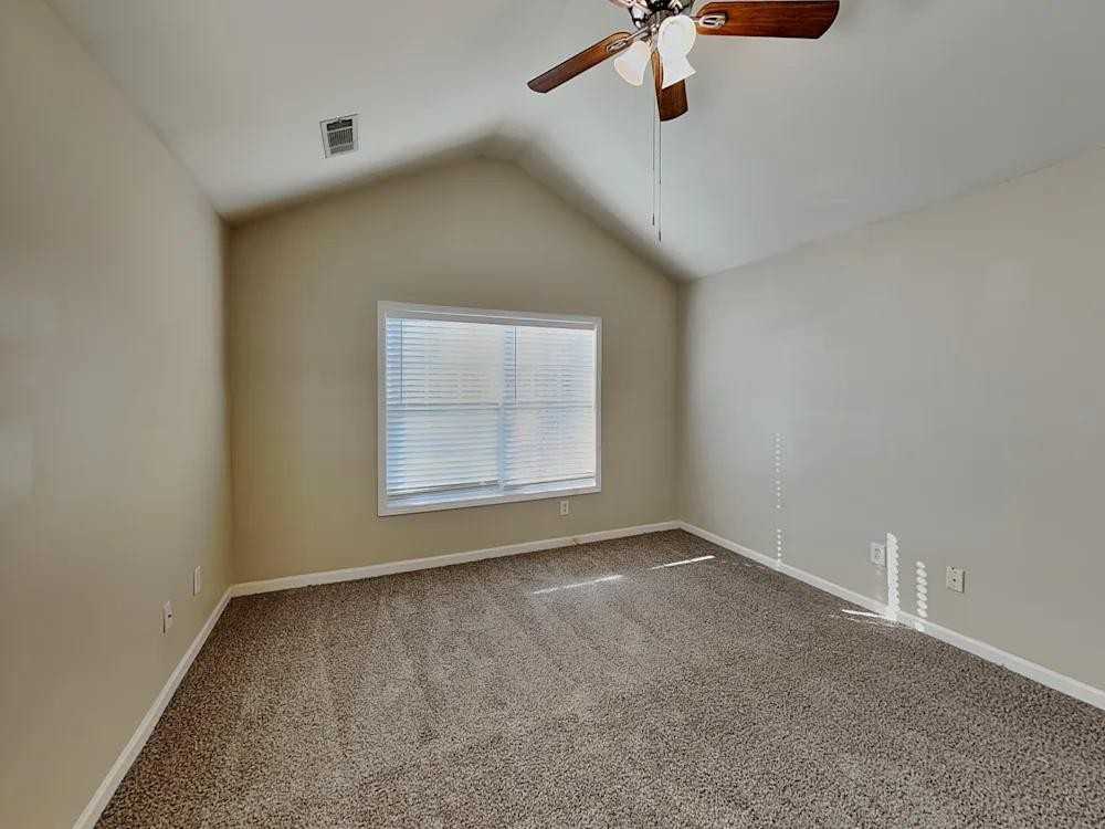 2069 Somerset Place Southeast - Photo 4 of 20