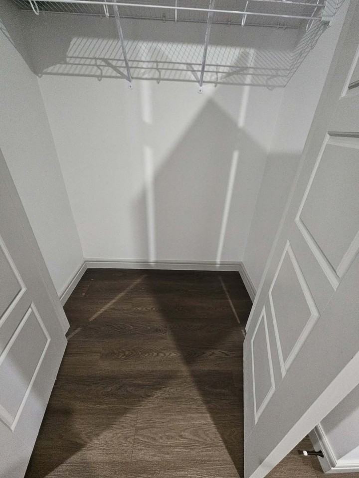 22079 80 Avenue Northwest - Photo 6 of 19