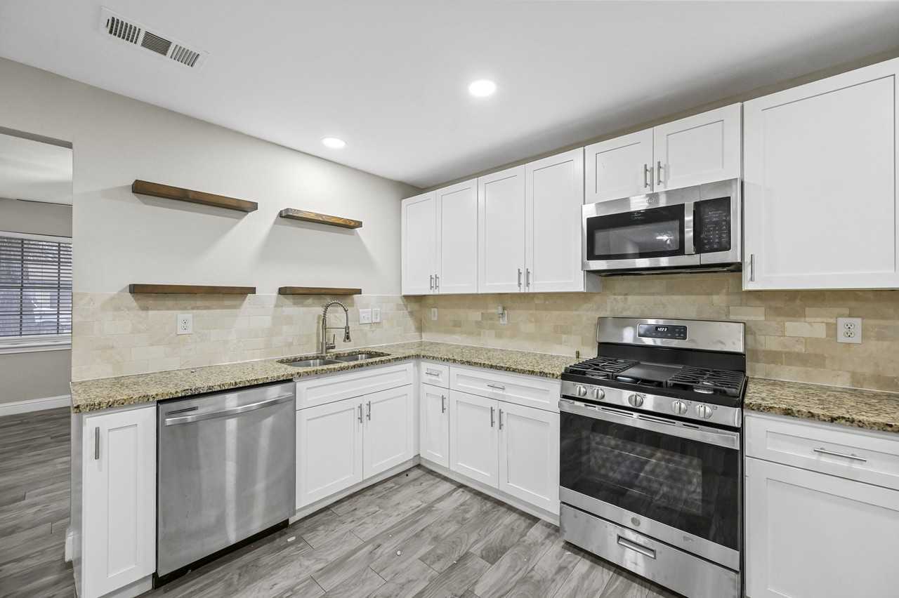 6727 Marla Dr #1 - Photo 4 of 19