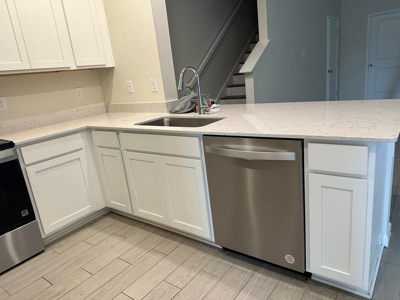 6813 Gable Grv Ave #6813 - Photo 5 of 24