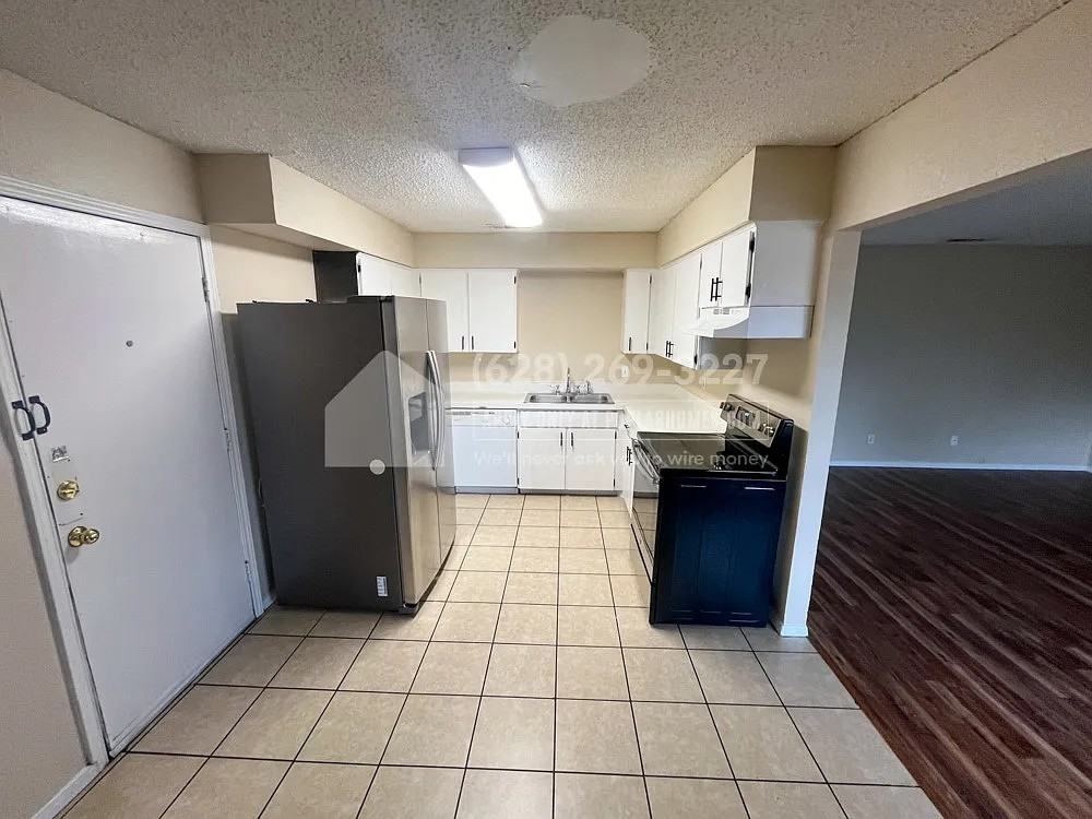 3024 Tudor Ln #201 - Photo 3 of 17