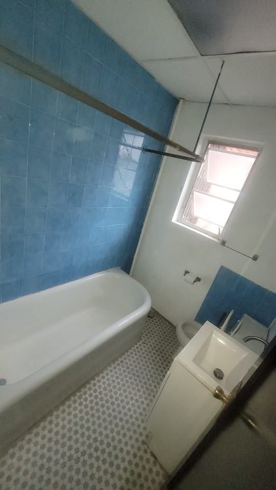 31 50 104th St #1stFL - Photo 6 of 15