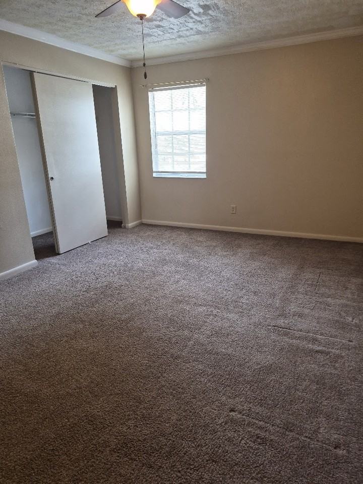 608 Lynchburg Dr #NA - Photo 6 of 9