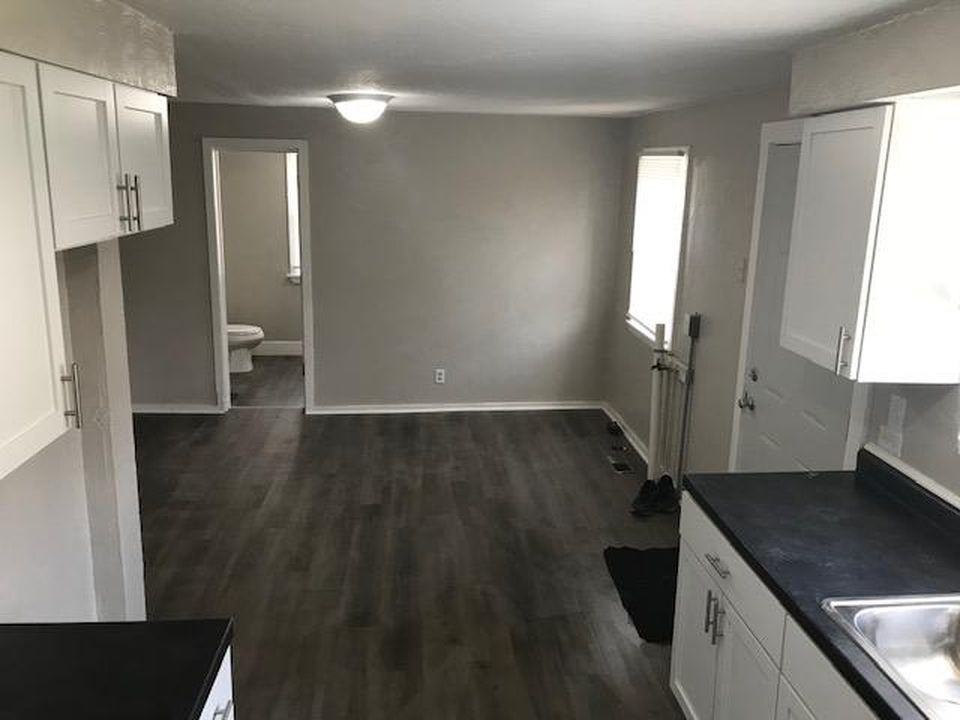 815 Dawson St #1 - Photo 5 of 11