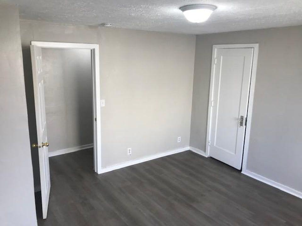 815 Dawson St #1 - Photo 7 of 11