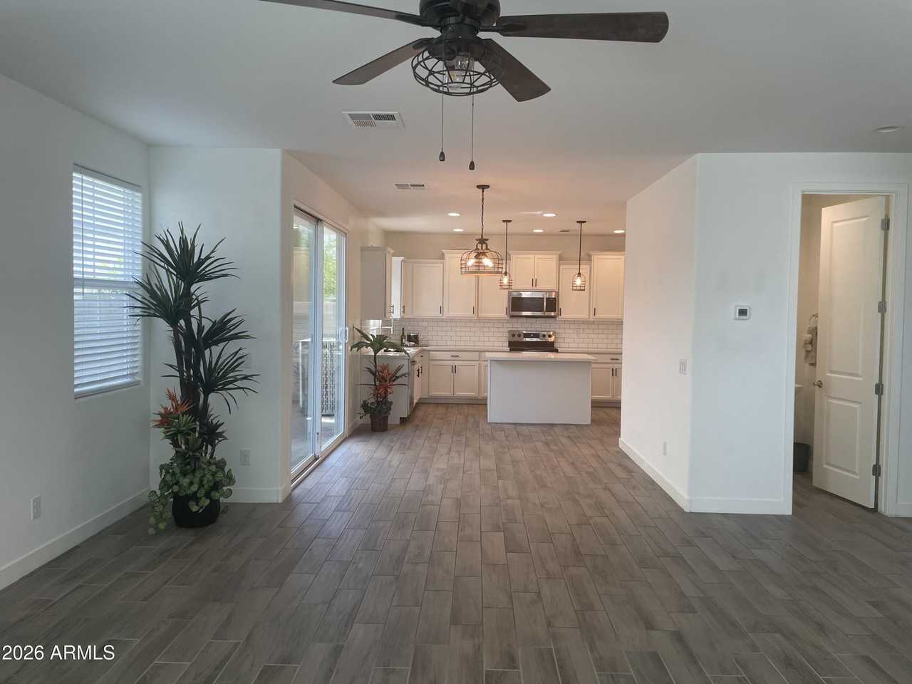 5549 S Dillon - Photo 7 of 22