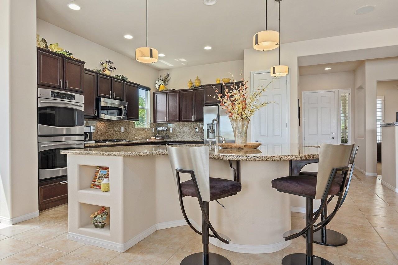 81322 Rustic Canyon Dr - Photo 5 of 43