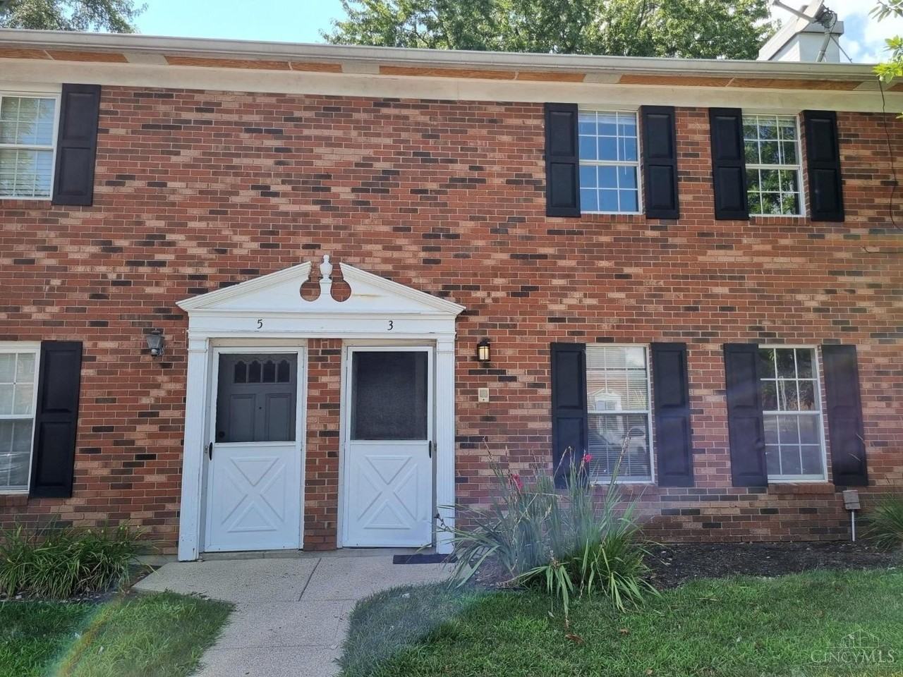 3 Queens Ct - Photo 2 of 20