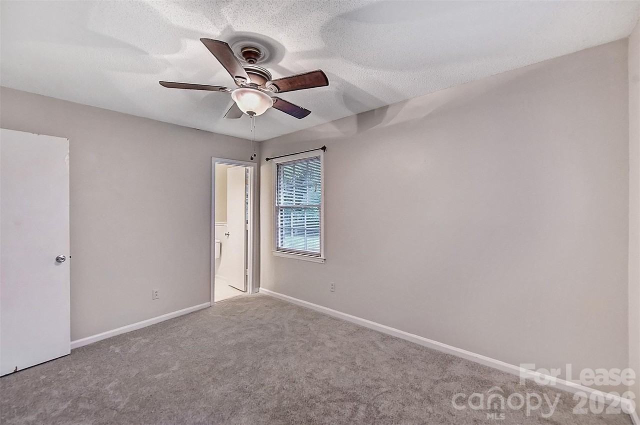 218 Clearbrook Rd - Photo 7 of 16