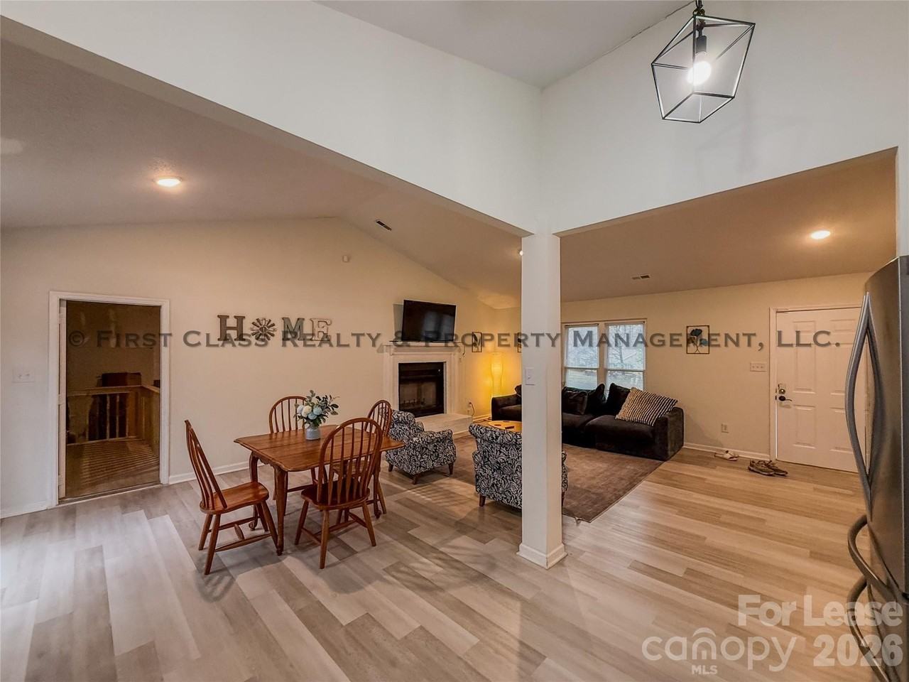 5819 Woodrock Ct - Photo 3 of 24