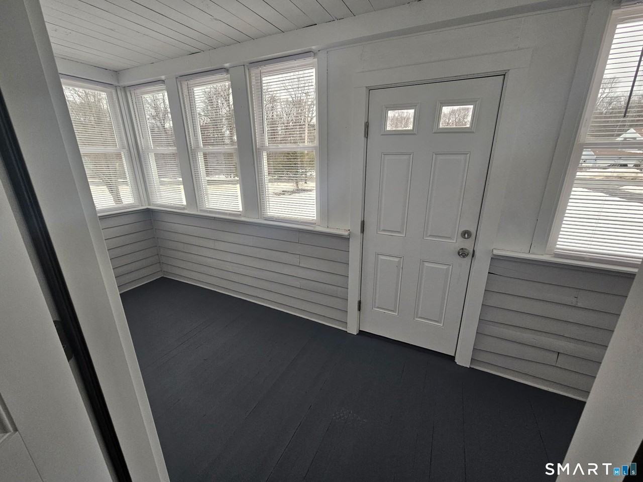 35 Morris Rd - Photo 2 of 18