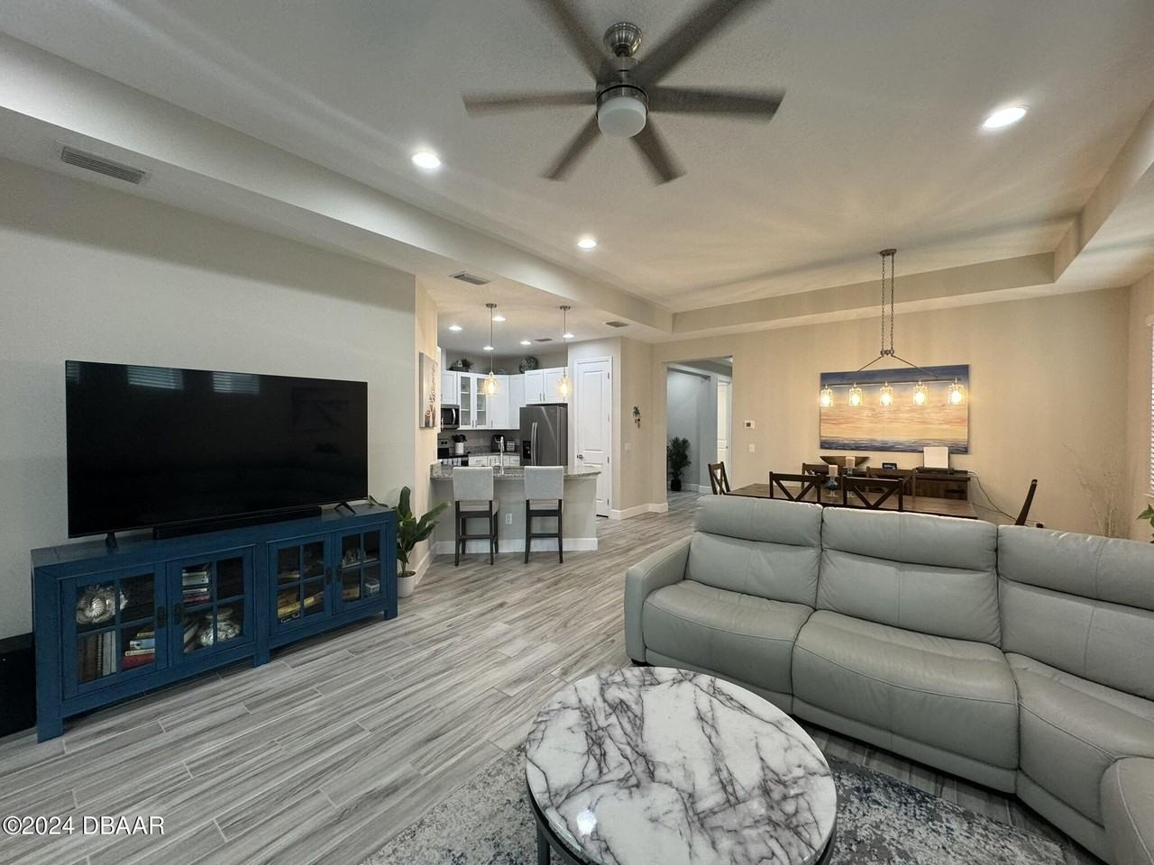 903 Coral Reef Way - Photo 5 of 50