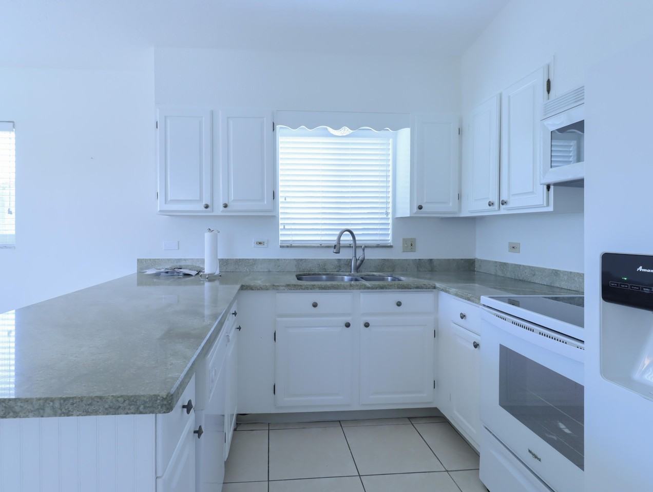 203 Bessie Rd - Photo 7 of 17