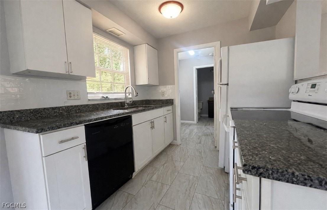 424 Cactus Cir - Photo 5 of 18